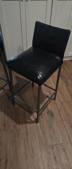 4 Tall Dinning Chairs