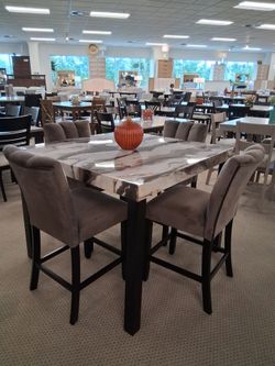 New 5pc Dining set
