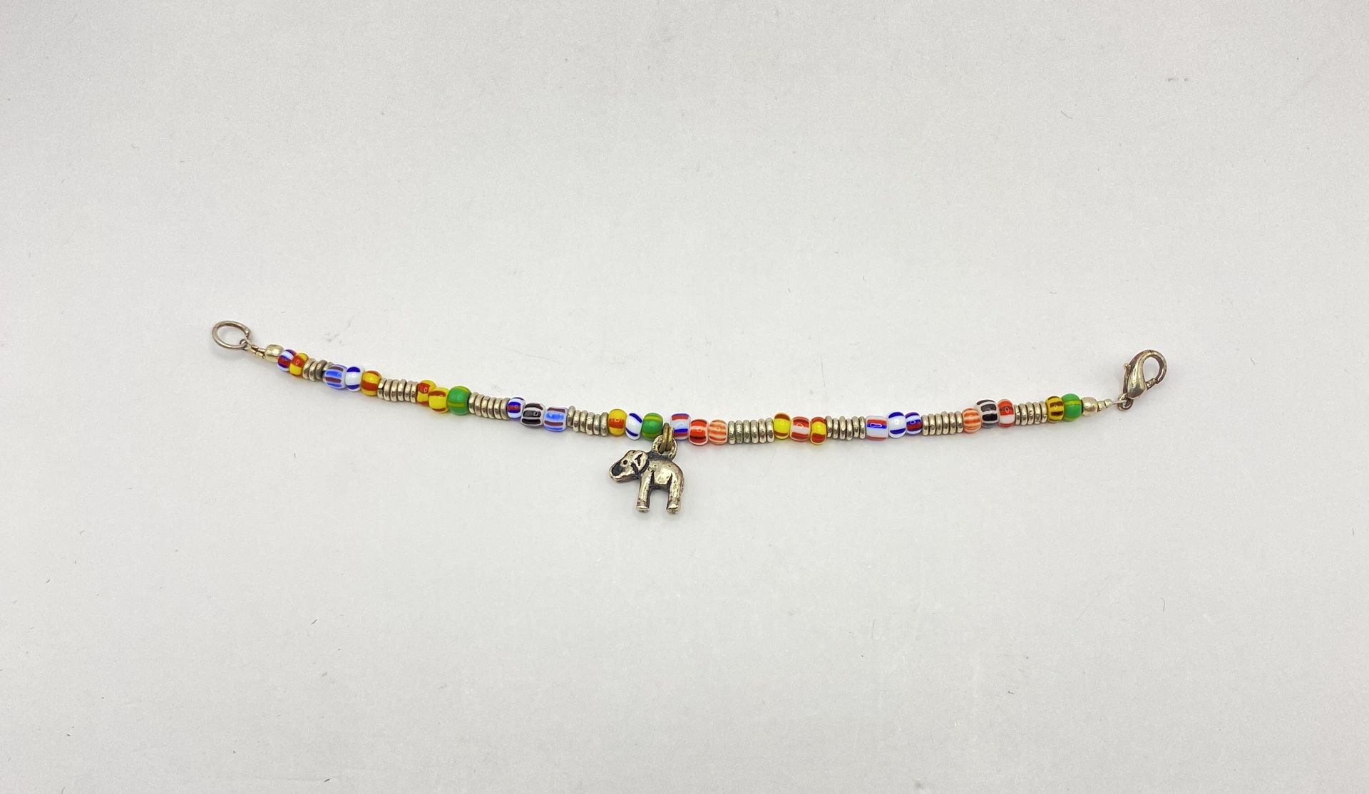 Beautiful Glass and Pewter Bead Bracelet with Pewter Elephant Charm 6.75” Long