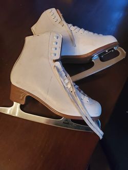 Jackson mystique size 6 1/2