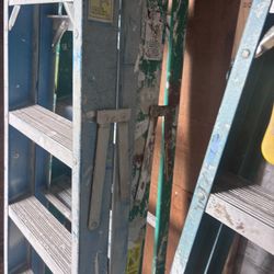 Bundle Of Three Six Foot Ladders 