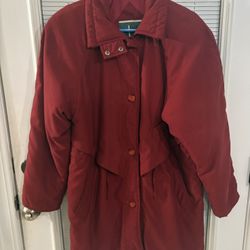 Larry Levine Women’s Puffy Jacket - Small