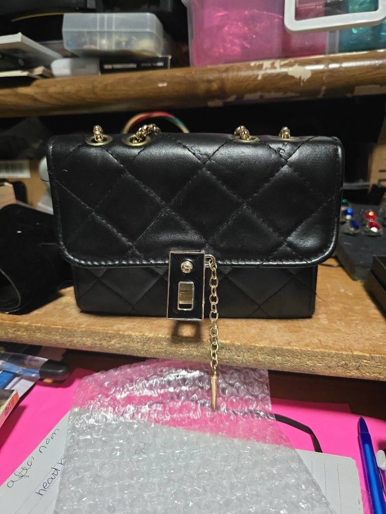Goodbye Crinkle Quilted Patent Leather Classic Crossbody Bag Designer Chain Shoulder Bag Twist Lock Clutch Handbag  For Women/girls