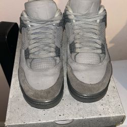 Grey Jordan 4’s