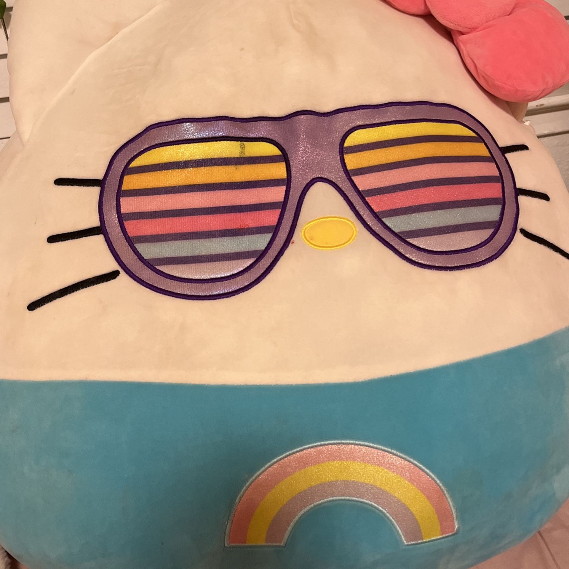 Big Hello Kitty Plushie With Glasses