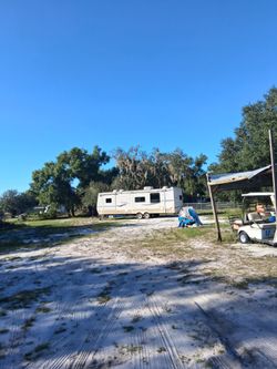 Camper 1000 dollers..will deliver