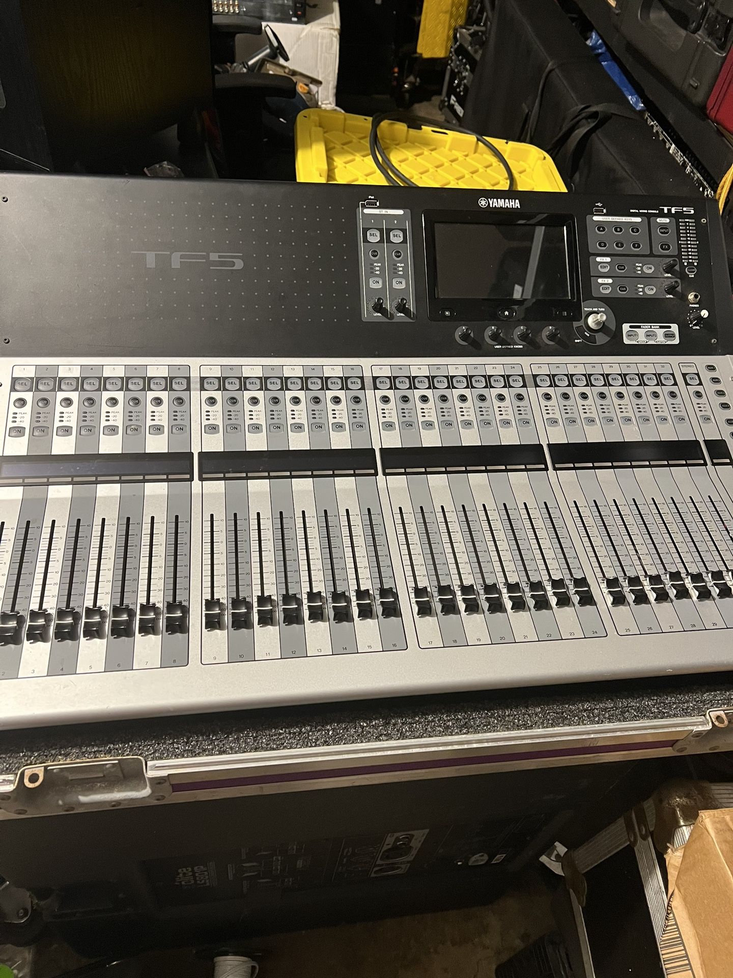 Moving Need Gone Asap- Mixing Console