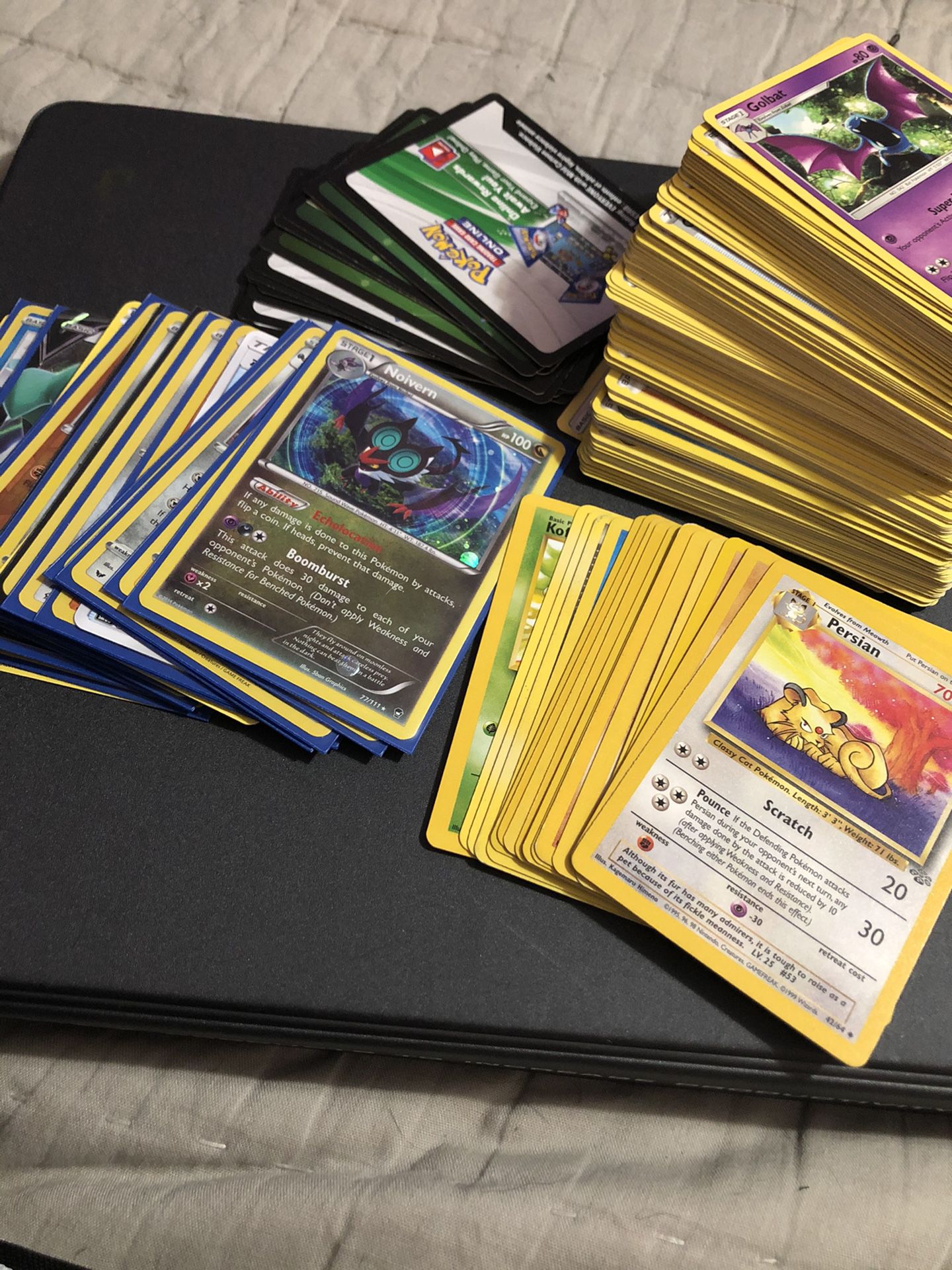 160 Pokemon Card Lot