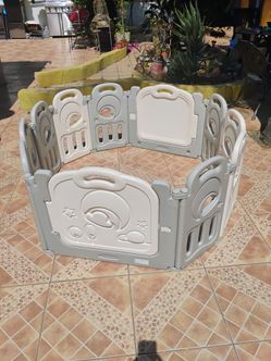 Kids playpen