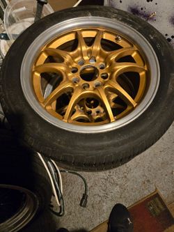 15 inch rims tires hold air and thay have a lot of tread but they Crack