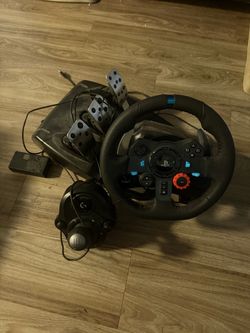 Logitech G29 Racing Wheel with Pedals and Shifter