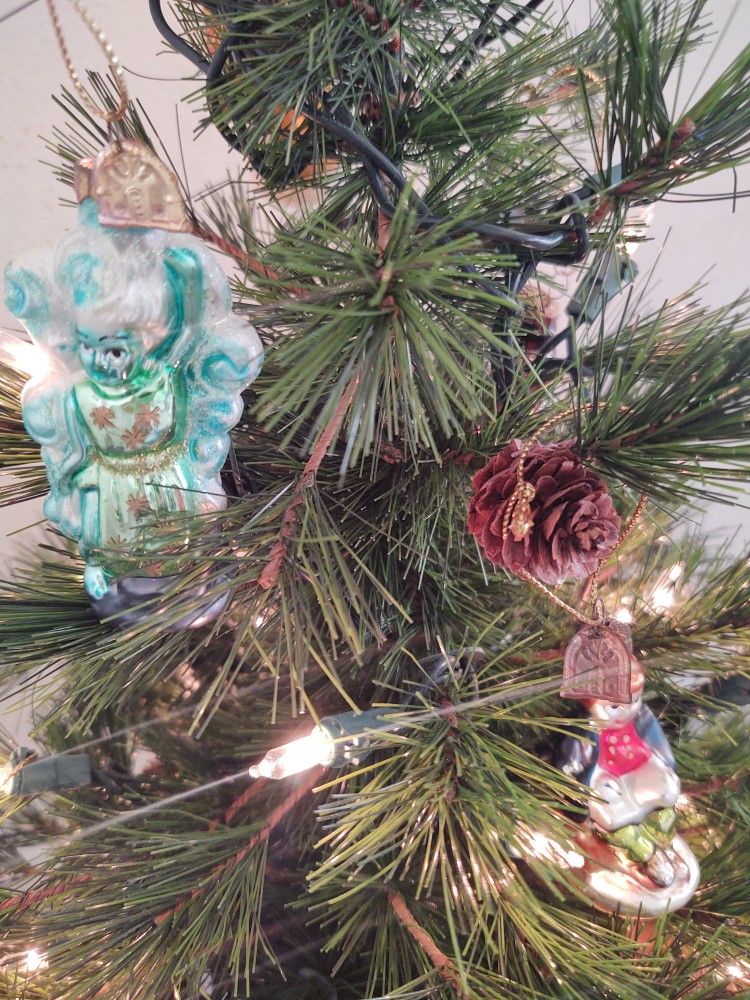 Ornaments. Christmas Carol. Scrooge, Spirits, And Boy
