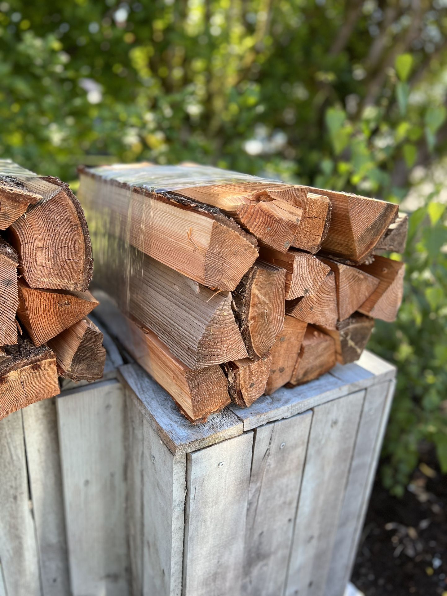 Dry Seasoned FIR Firewood Bundles