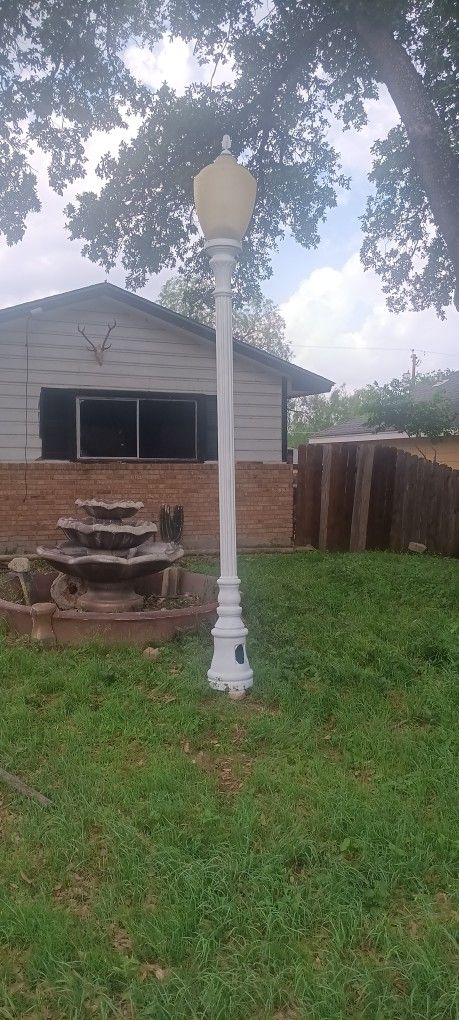 Antique Light Pole