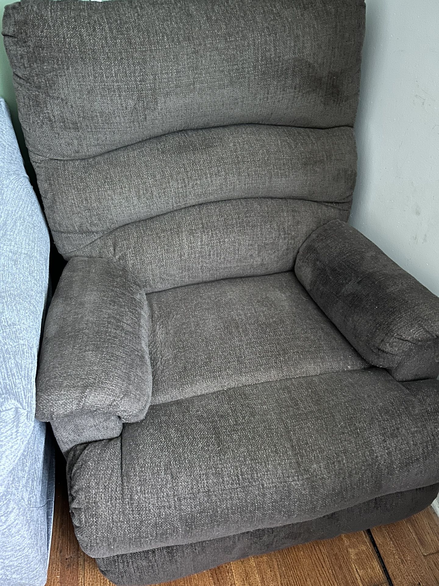 Recliner Chair
