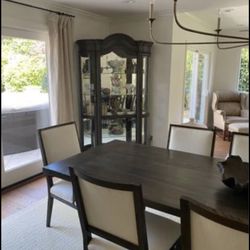 Beveled Glass Lighted (top and Bottom) glass Shelves China Cabinet. Perfect Condition