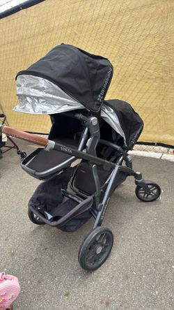 upper Baby Vista double stroller