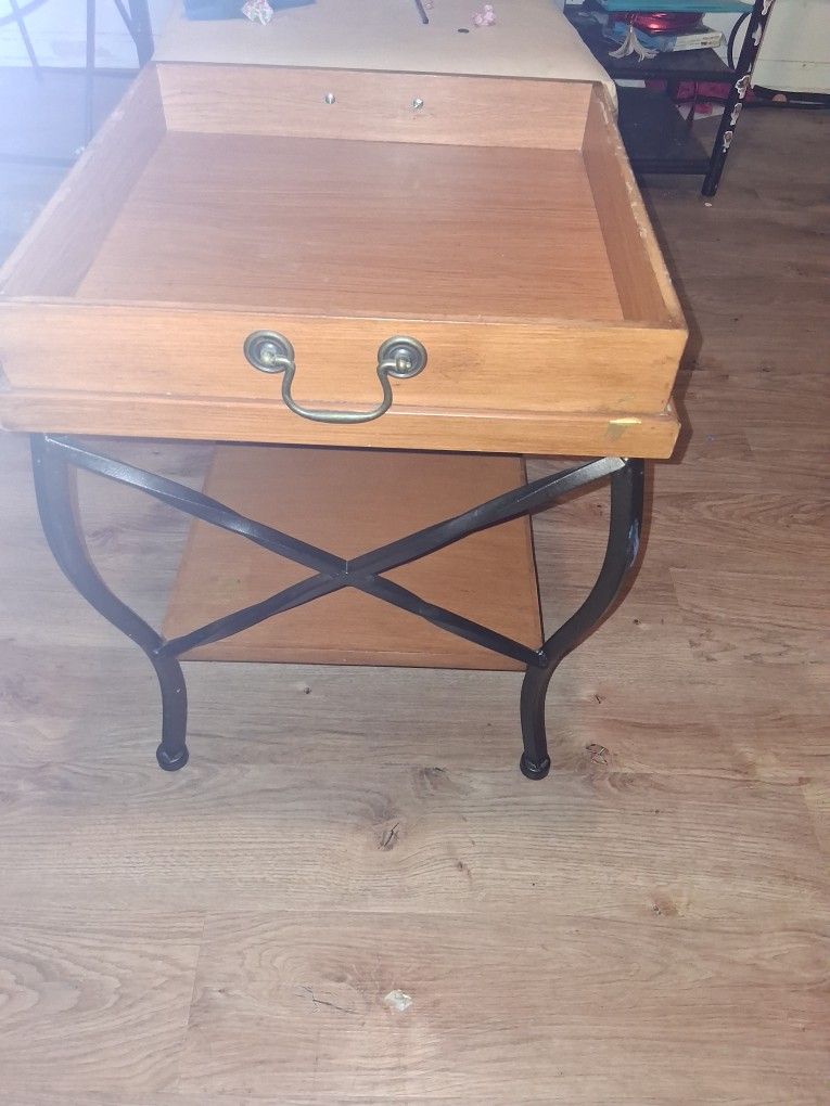Bedside Table 
