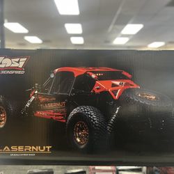 Losi 8IGHT Super Lasernut 4S 4X4 RTR Brushless Desert Truck