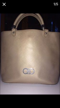 Handbag