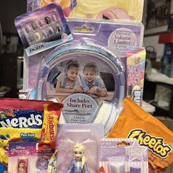 Frozen Easter Basket