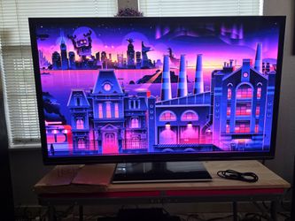 Panasonic Viera 50" HD TV – Great Picture Quality