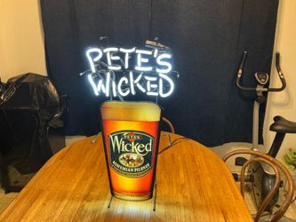 Petes wicked neon