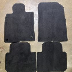 Honda Civic Floor Mats 2025 (Excellent Condition)