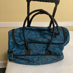 Luggage Duffle Bag. Wheeled Handle