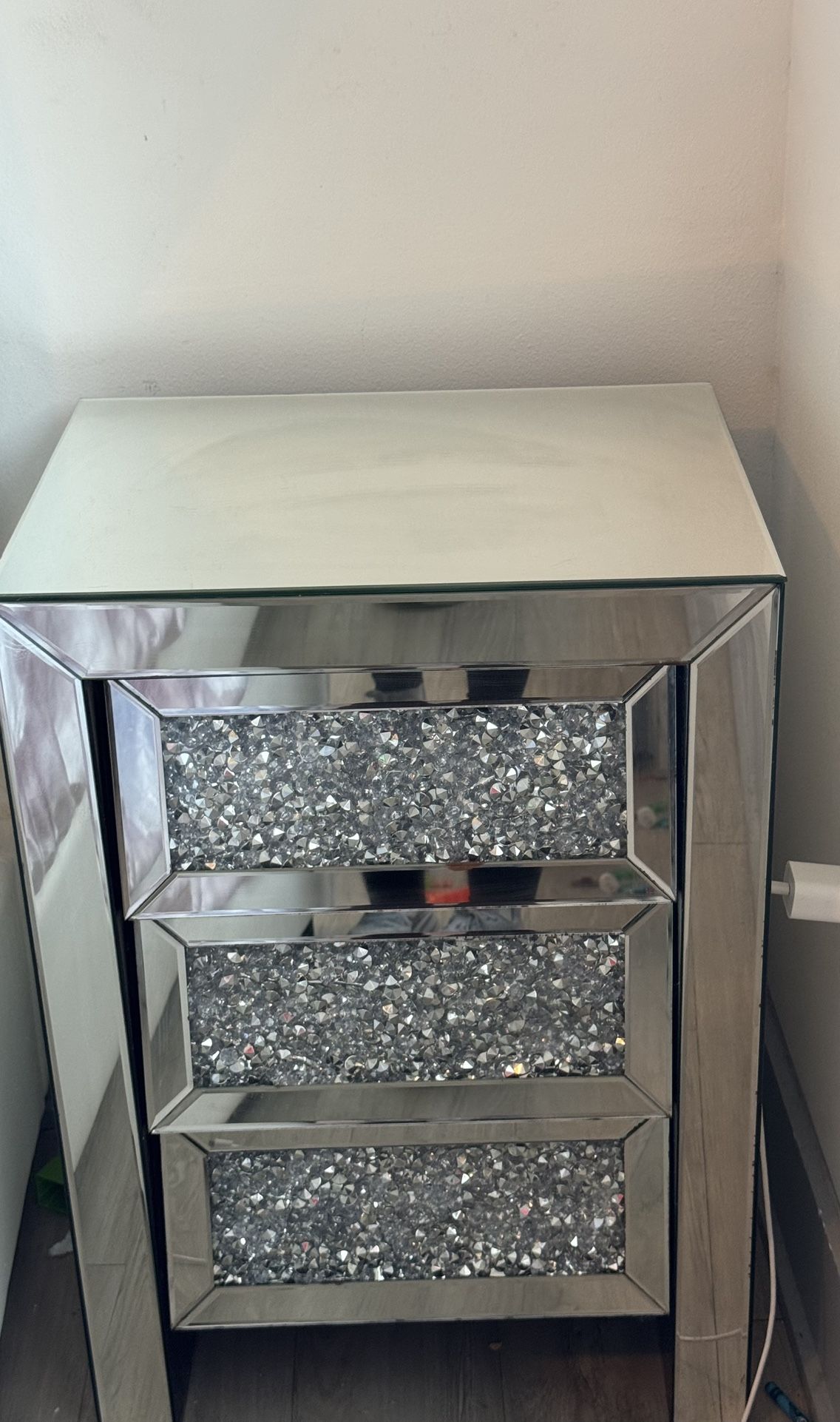 Night Stand Mirrored