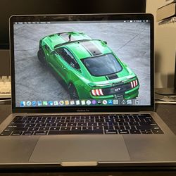 2019 Macbook Pro 13” Retina display And Touchbar 