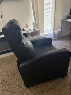 Recliner/ Lash chair