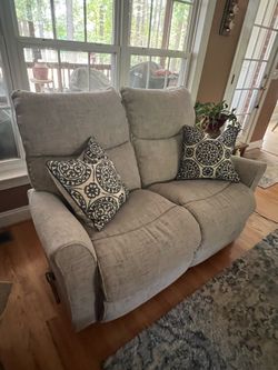 Lazy-boy Love seat  recliner