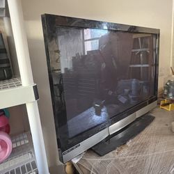 Vizio 50” Plasma Tv