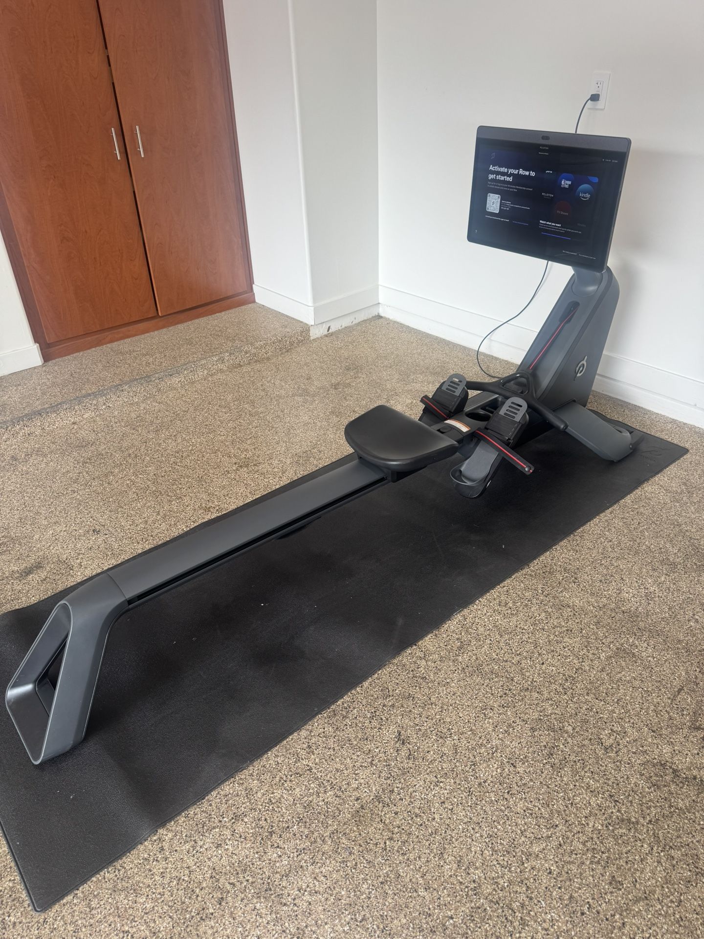 Peloton Row Rower Rowing Machine 