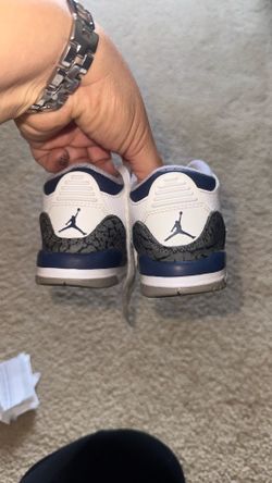 Nike Jordan 3 Retro size 5.5 Toddler