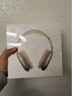 AirPod Max 2 Starlight