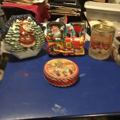 4 Christmas Tins