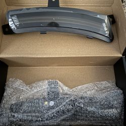 2025+ Tahoe/Yukon smoked LED Side Marker Lights