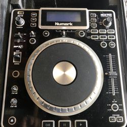 Numark Ndx 900 Cd Media Controller W/ Coffin 