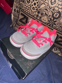 Size 7C , Air Jordan Toddler Sneakers Gray Pink