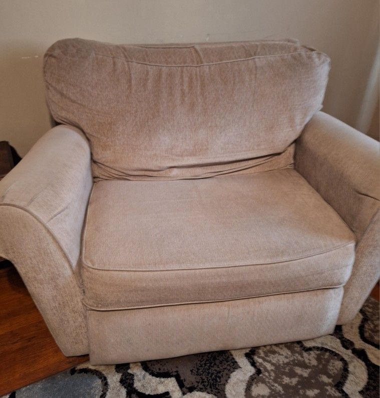 La-Z Oversized Electric Recliner