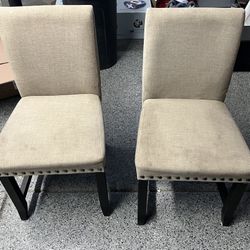 Dining Room Chairs 