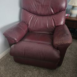 LAZY BOY chair with Handle - Leather,  Good Condition