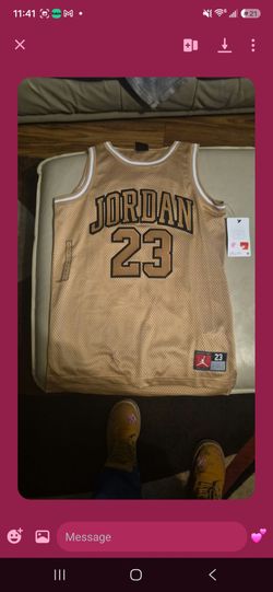 Jordan jersey brand new LARGE