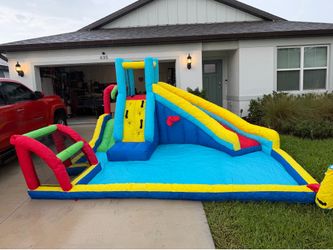 inflatable water slide with blower