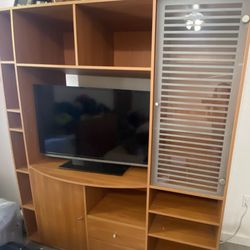 TV ENTERTAINMENT 