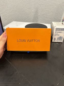 green lv glasses