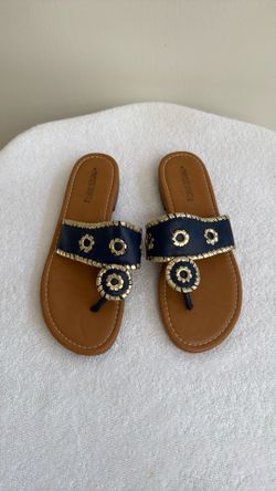 Women sandals