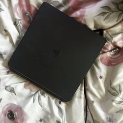 PS4 Slim